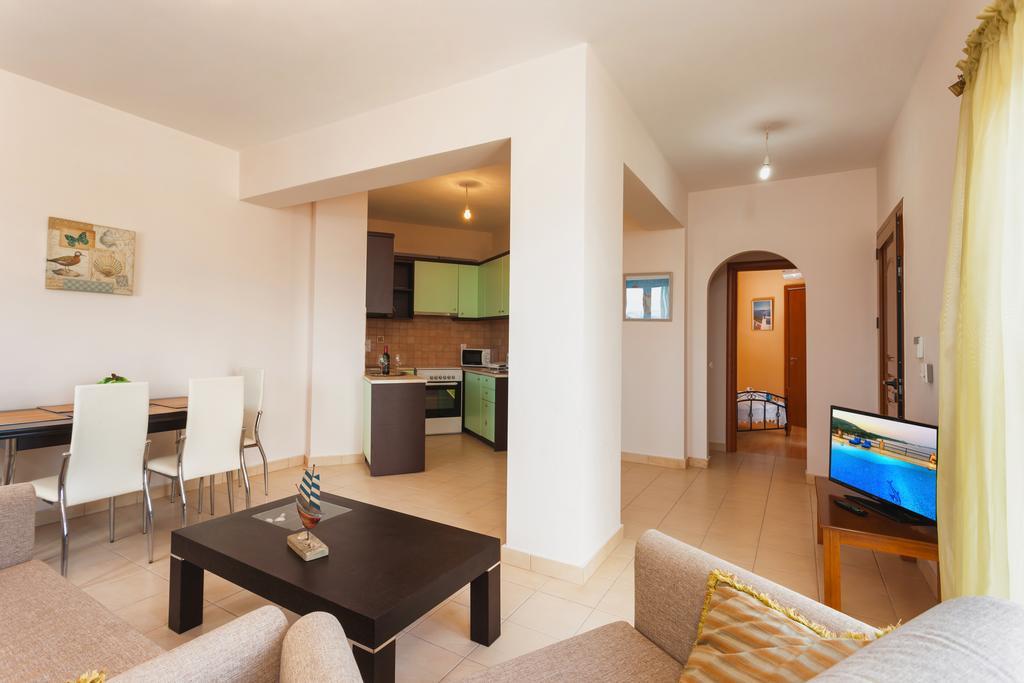Villa Akros And Suites Keri Buitenkant foto