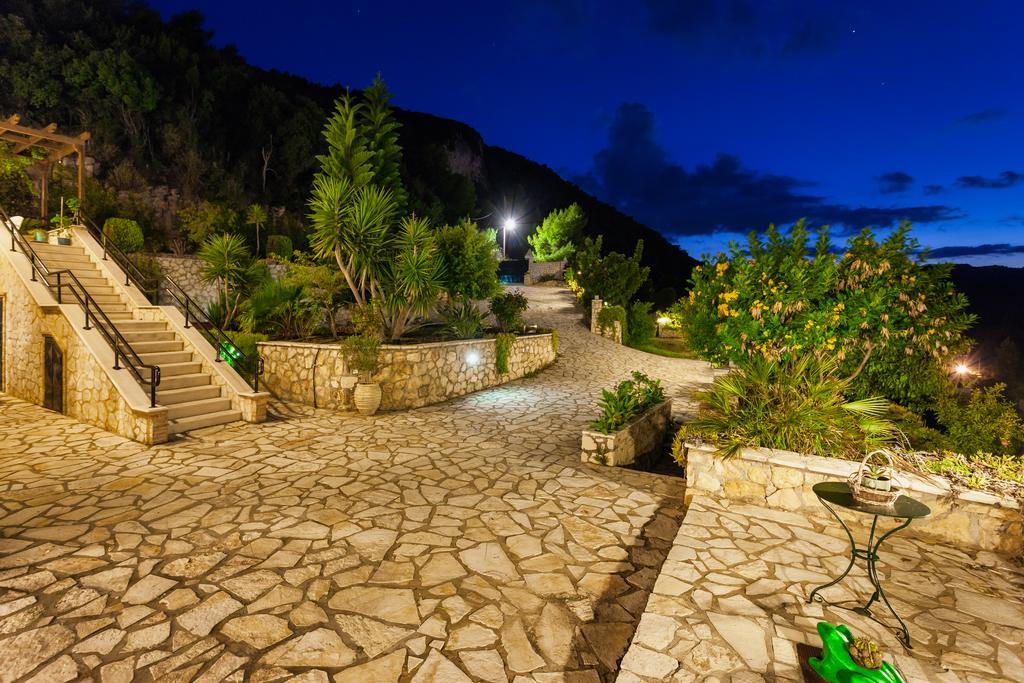 Villa Akros And Suites Keri Buitenkant foto